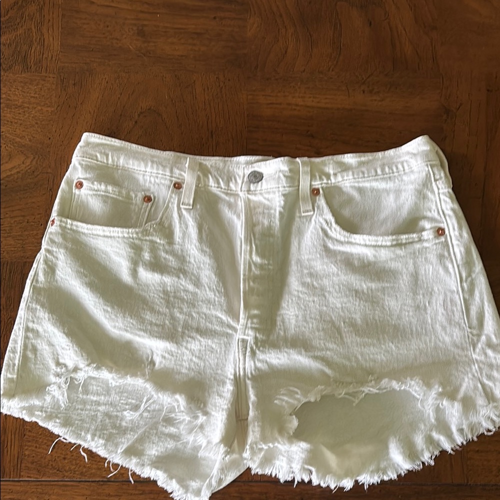 Levi's White Denim Jean Shorts Frayed Hem